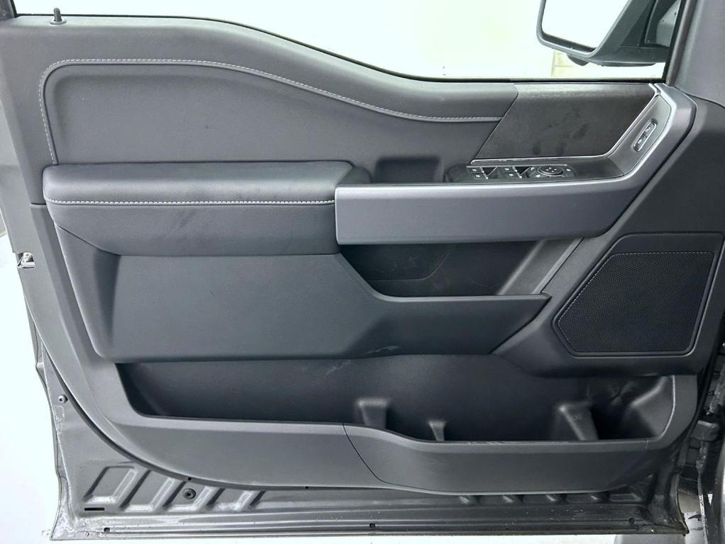 new 2025 Ford F-150 car, priced at $51,682