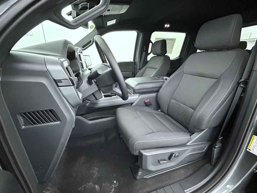 new 2025 Ford F-150 car, priced at $51,682