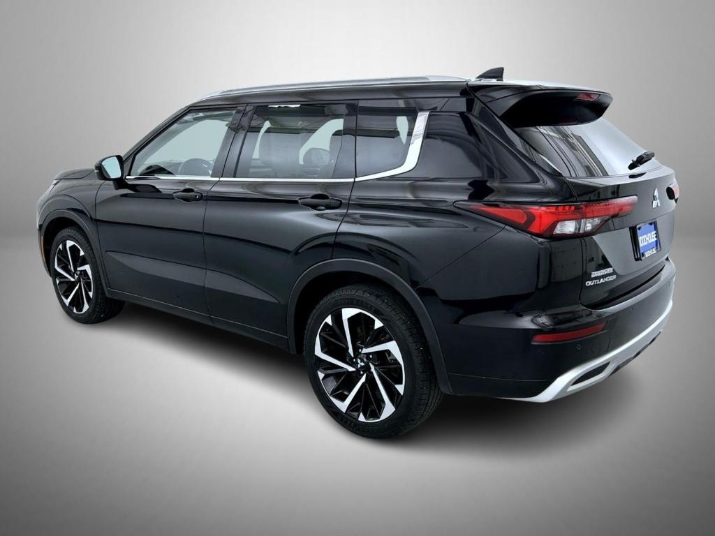 used 2022 Mitsubishi Outlander car, priced at $18,493