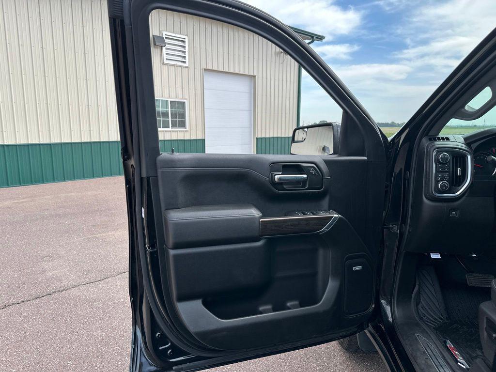 used 2021 Chevrolet Silverado 1500 car, priced at $41,831