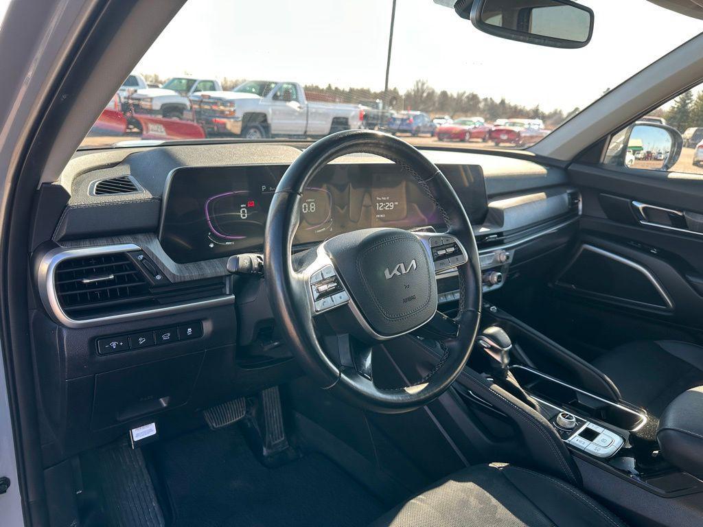 used 2023 Kia Telluride car, priced at $35,978