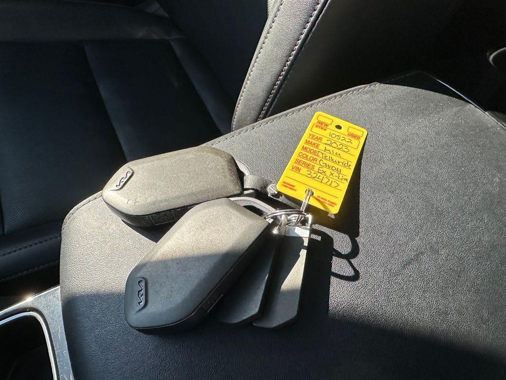 used 2023 Kia Telluride car, priced at $35,978