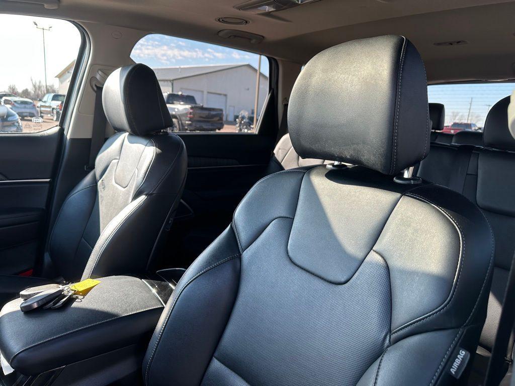 used 2023 Kia Telluride car, priced at $35,978