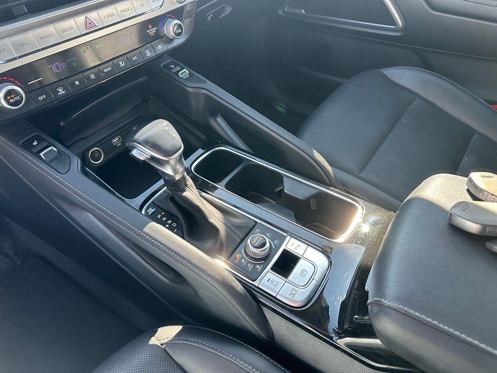 used 2023 Kia Telluride car, priced at $35,978