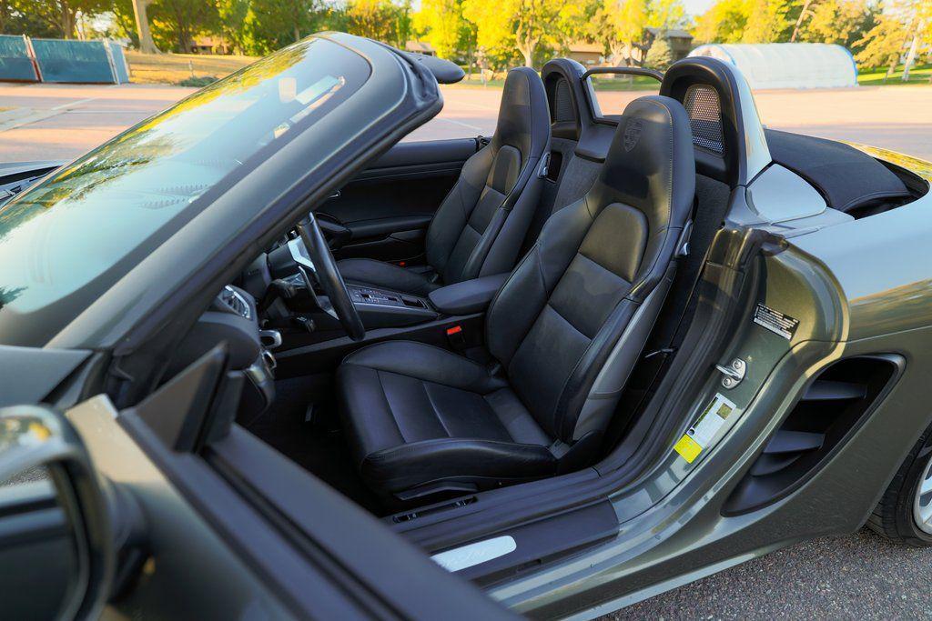 used 2021 Porsche 718 Boxster car, priced at $57,400