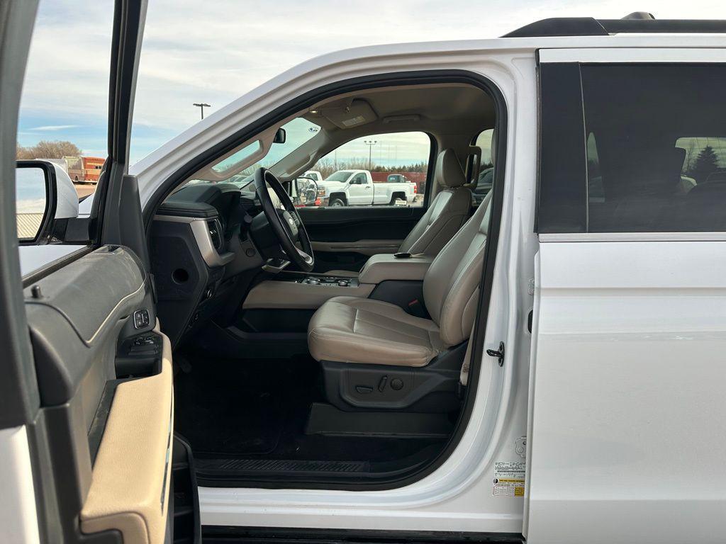 used 2024 Ford Expedition Max car, priced at $45,955