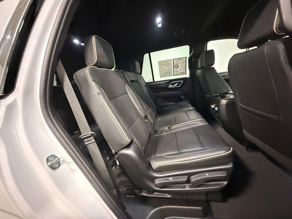 used 2024 GMC Yukon car, priced at $53,452