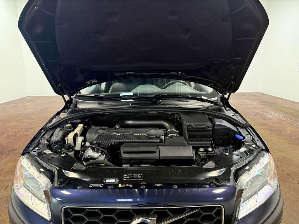 used 2016 Volvo XC70 car, priced at $17,783