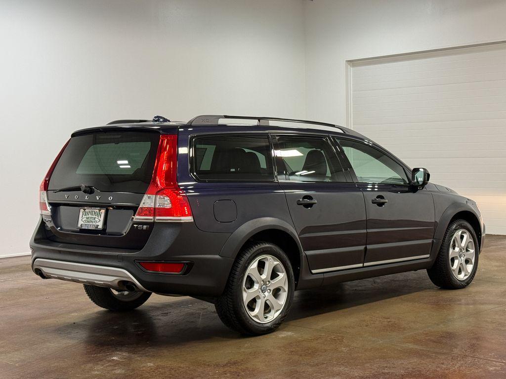 used 2016 Volvo XC70 car, priced at $17,783