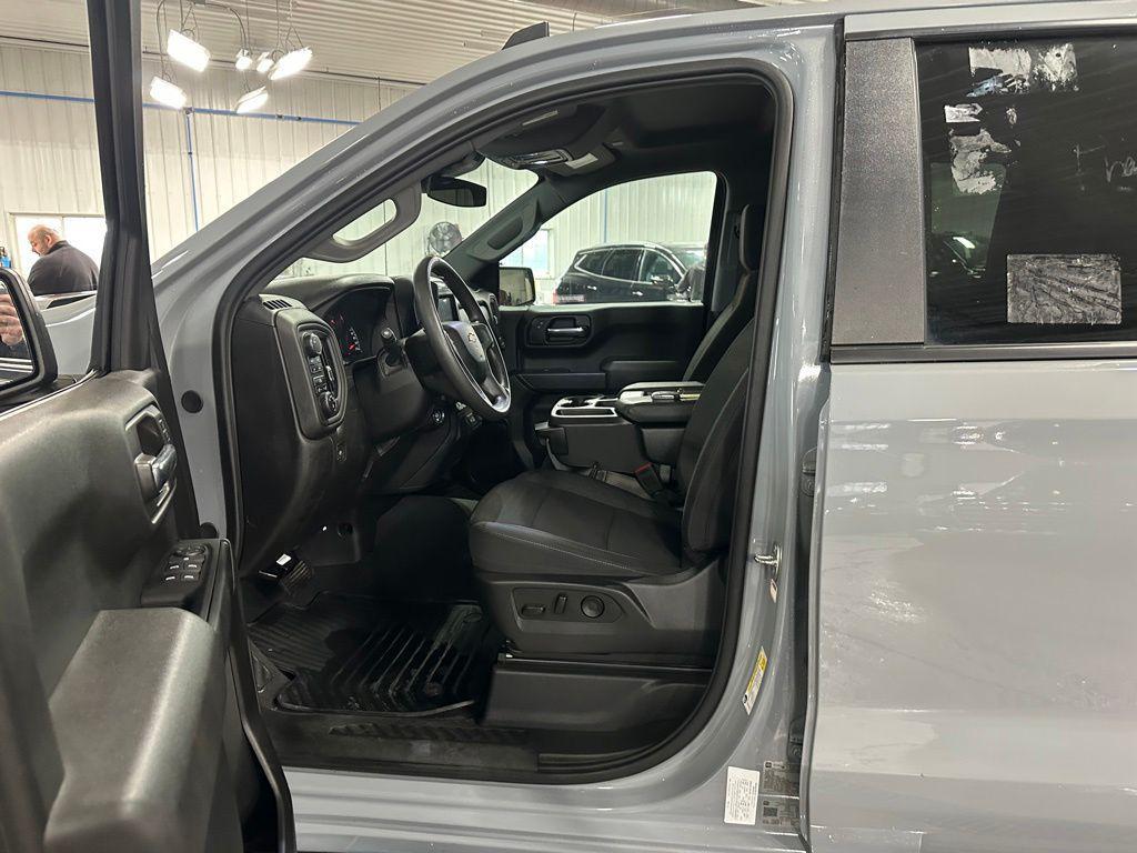 used 2024 Chevrolet Silverado 1500 car, priced at $37,241