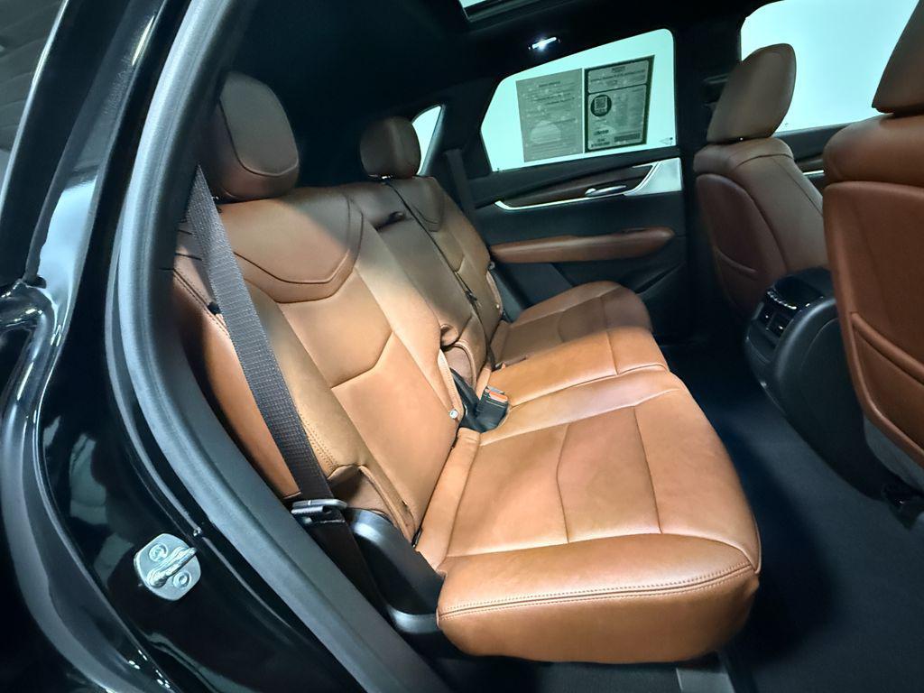 used 2024 Cadillac XT5 car, priced at $43,212