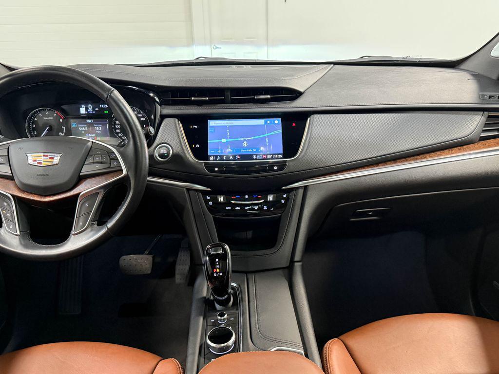 used 2024 Cadillac XT5 car, priced at $43,212