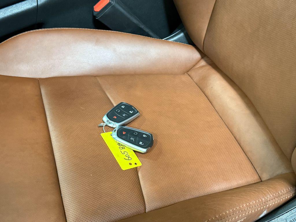 used 2024 Cadillac XT5 car, priced at $43,212