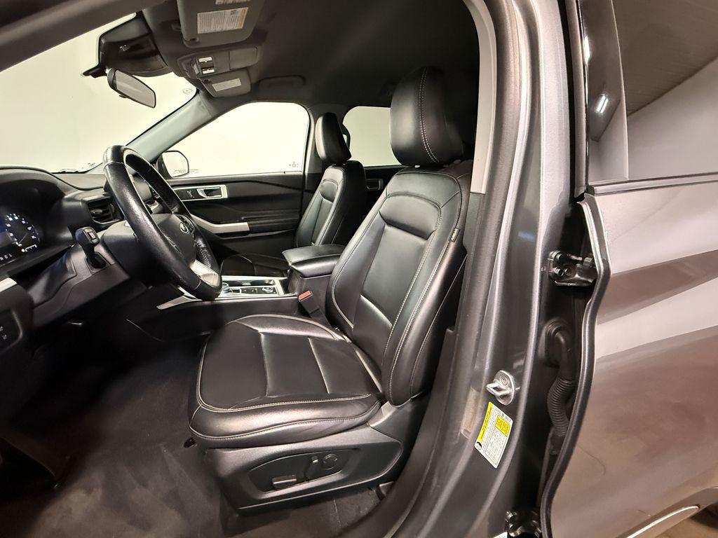 used 2023 Ford Explorer car, priced at $31,164