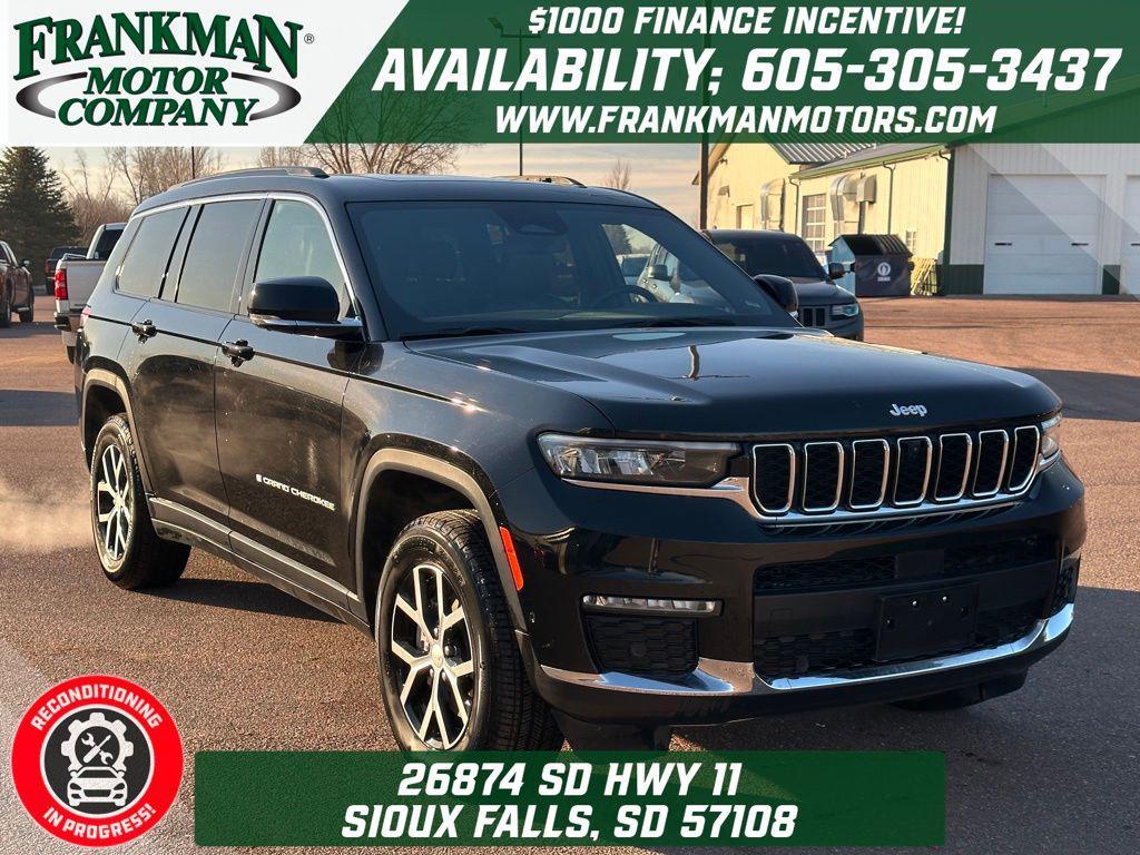 used 2024 Jeep Grand Cherokee L car, priced at $34,826