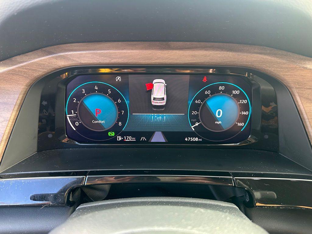 used 2025 Volkswagen Atlas car, priced at $31,922