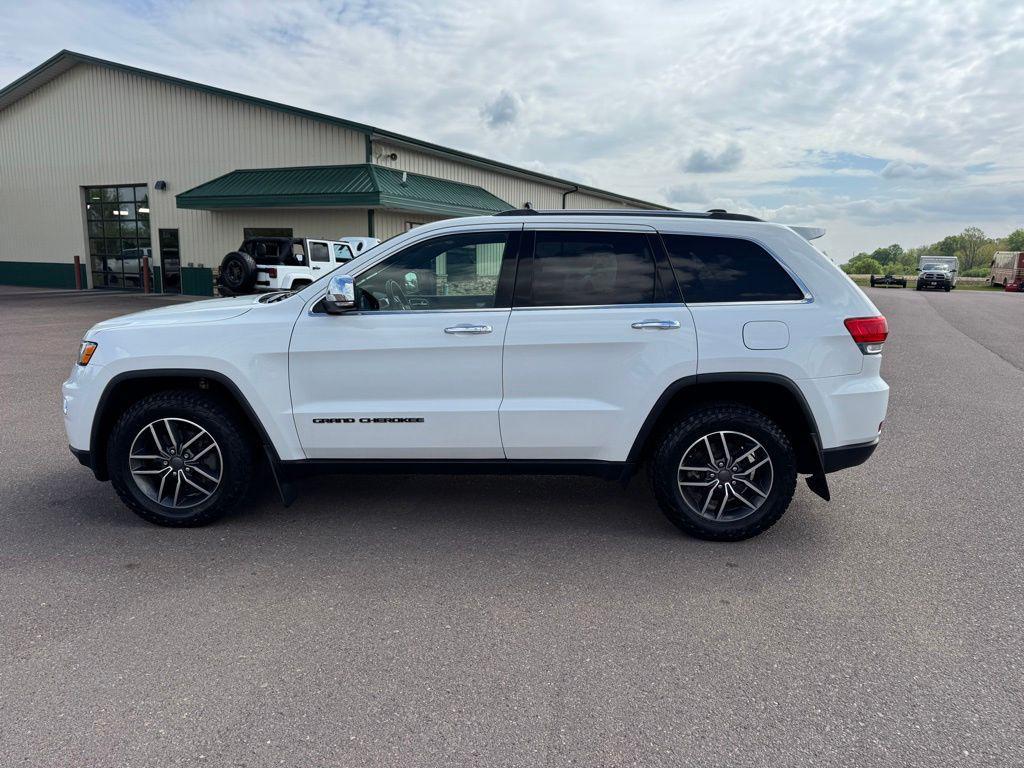 used 2019 Jeep Grand Cherokee car, priced at $17,255