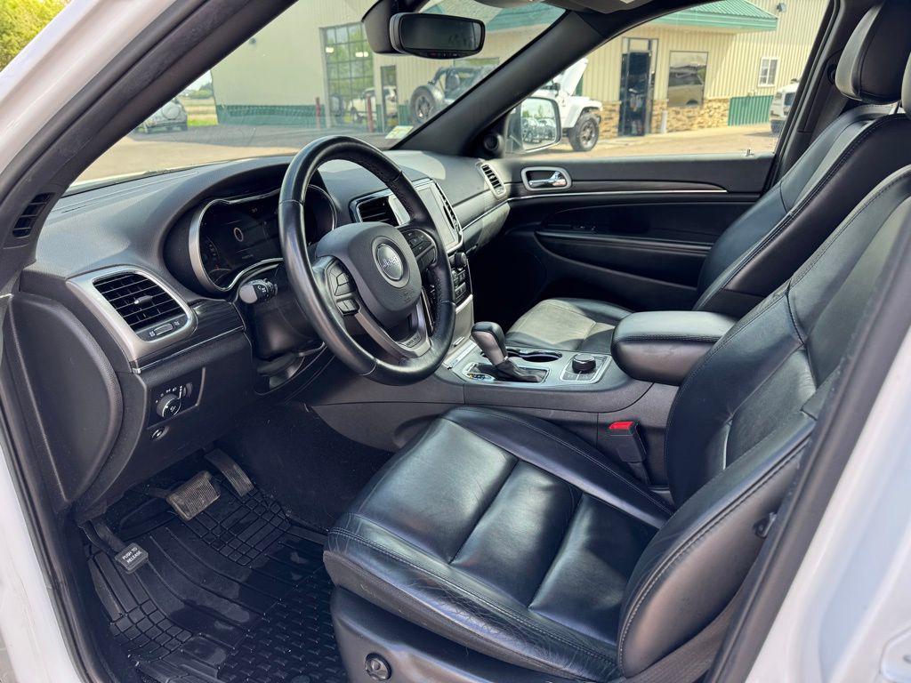 used 2019 Jeep Grand Cherokee car, priced at $17,255