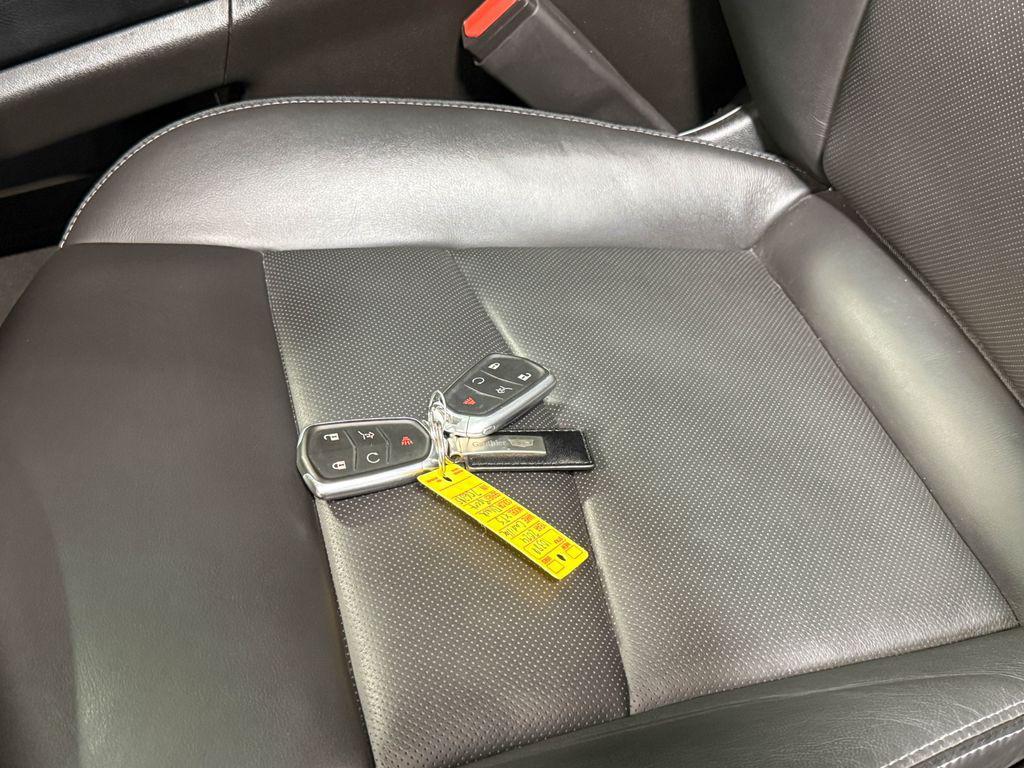 used 2024 Cadillac XT5 car, priced at $39,511