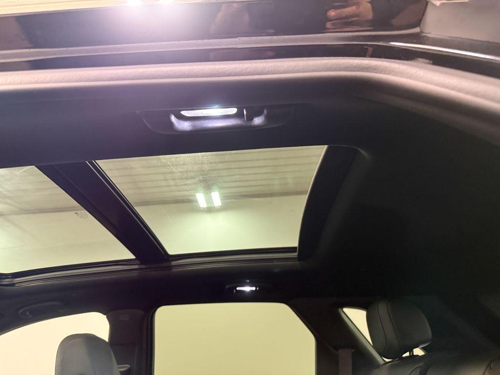 used 2024 Cadillac XT5 car, priced at $39,511