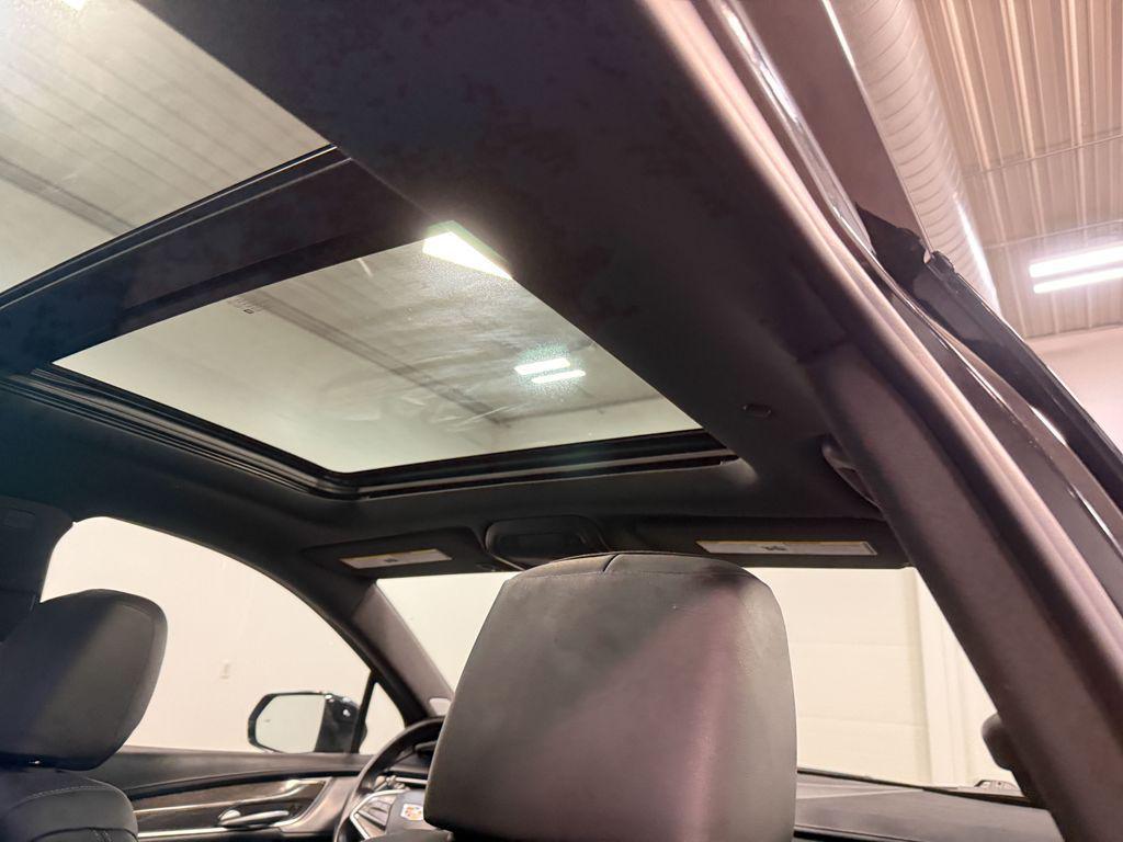 used 2024 Cadillac XT5 car, priced at $39,511