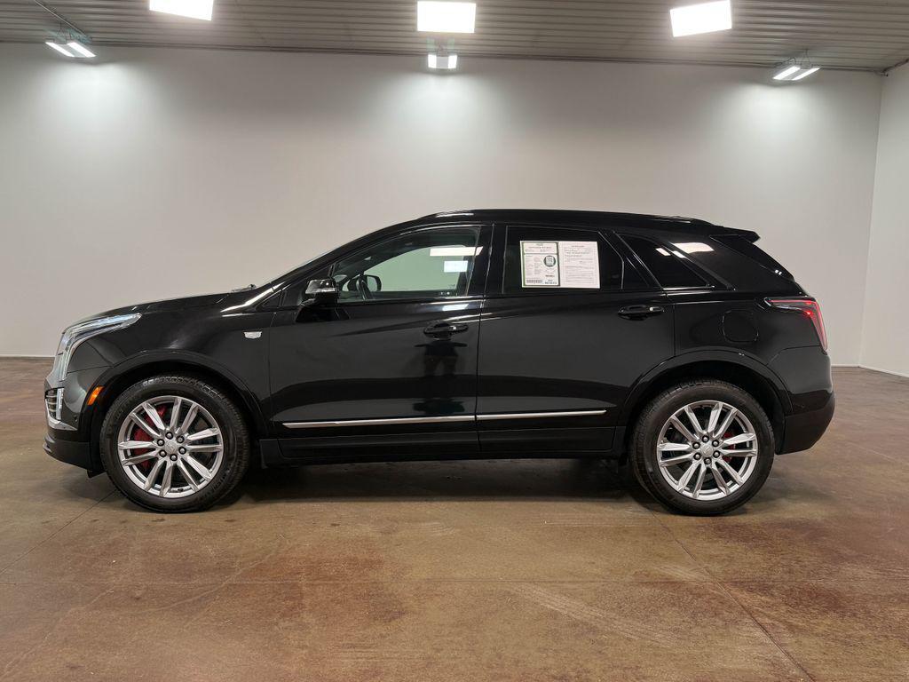 used 2024 Cadillac XT5 car, priced at $39,511