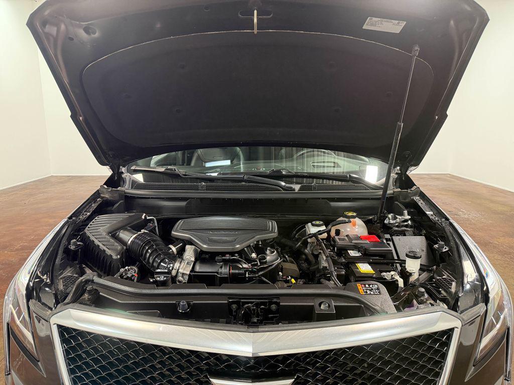 used 2024 Cadillac XT5 car, priced at $39,511