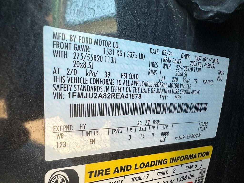 used 2024 Ford Expedition car, priced at $43,629
