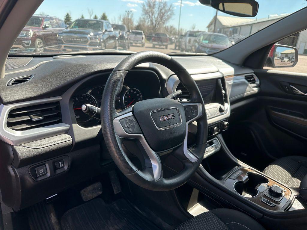 used 2023 GMC Acadia car, priced at $31,927