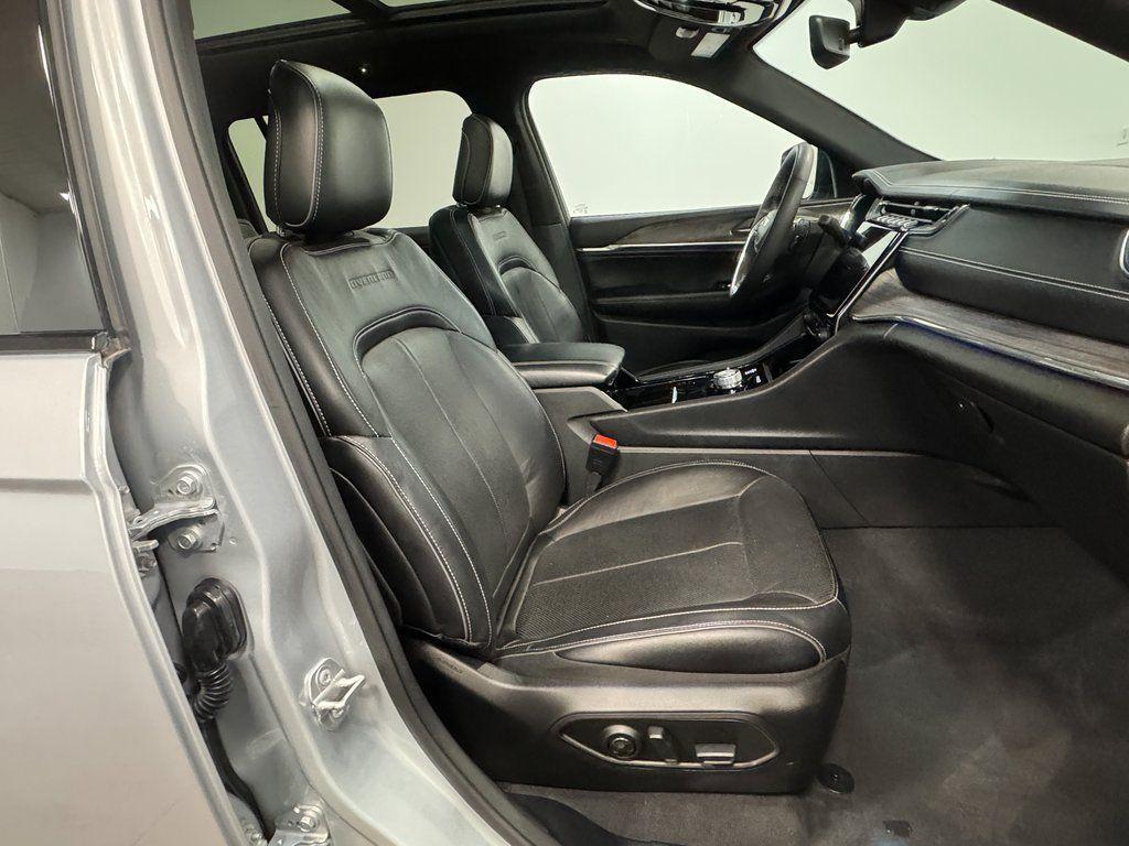 used 2024 Jeep Grand Cherokee L car, priced at $40,400