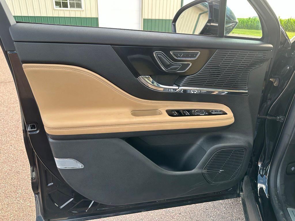 used 2022 Lincoln Corsair car, priced at $35,295