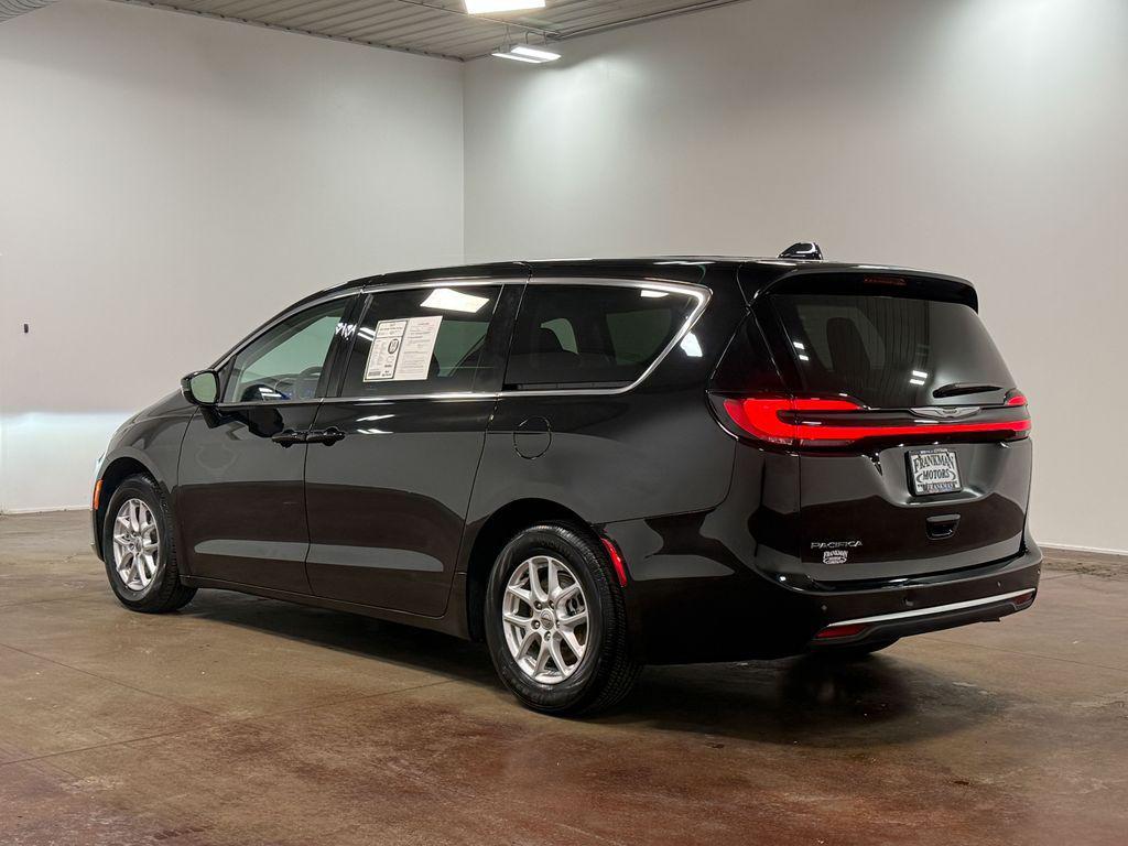 used 2024 Chrysler Pacifica car, priced at $29,927