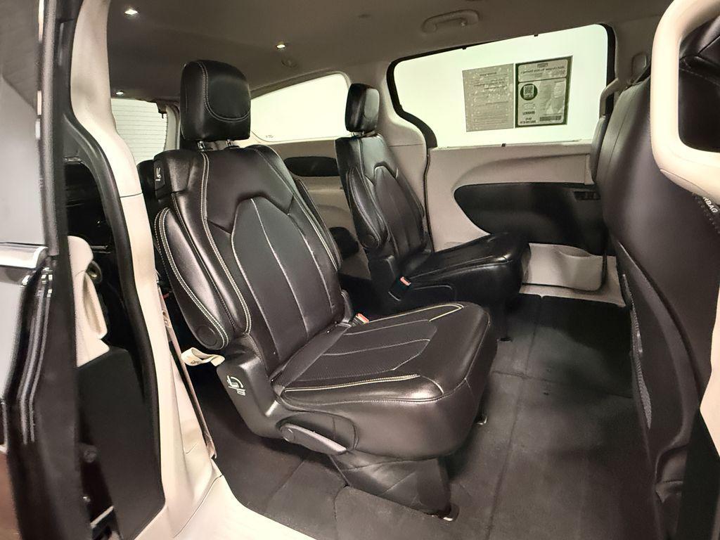 used 2024 Chrysler Pacifica car, priced at $29,927
