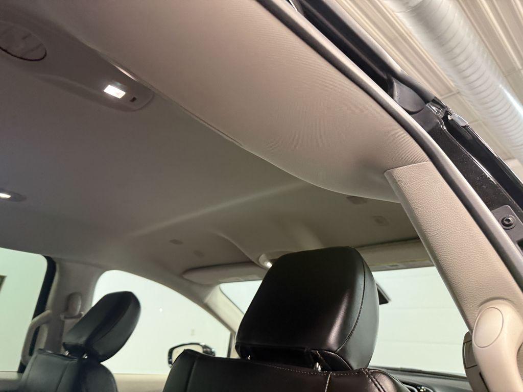 used 2024 Chrysler Pacifica car, priced at $29,927