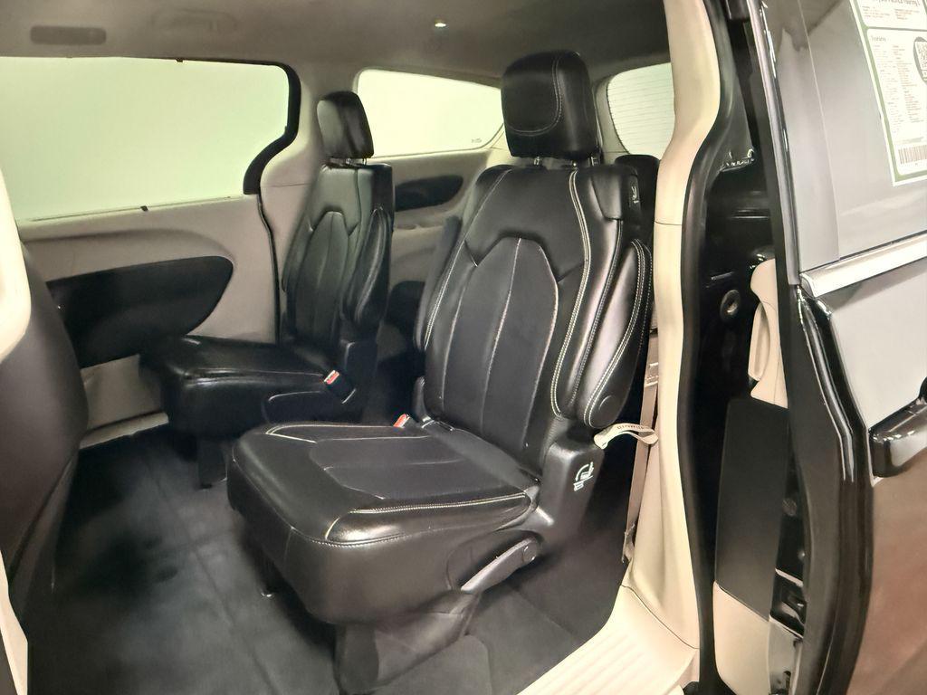 used 2024 Chrysler Pacifica car, priced at $29,927