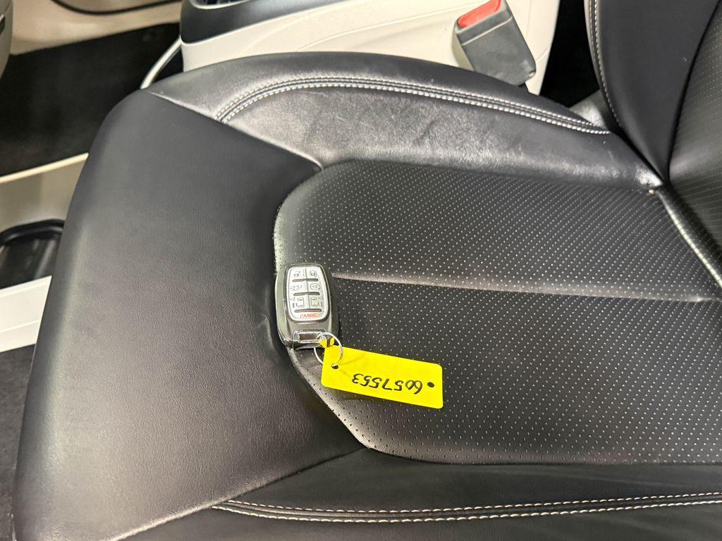 used 2024 Chrysler Pacifica car, priced at $29,927