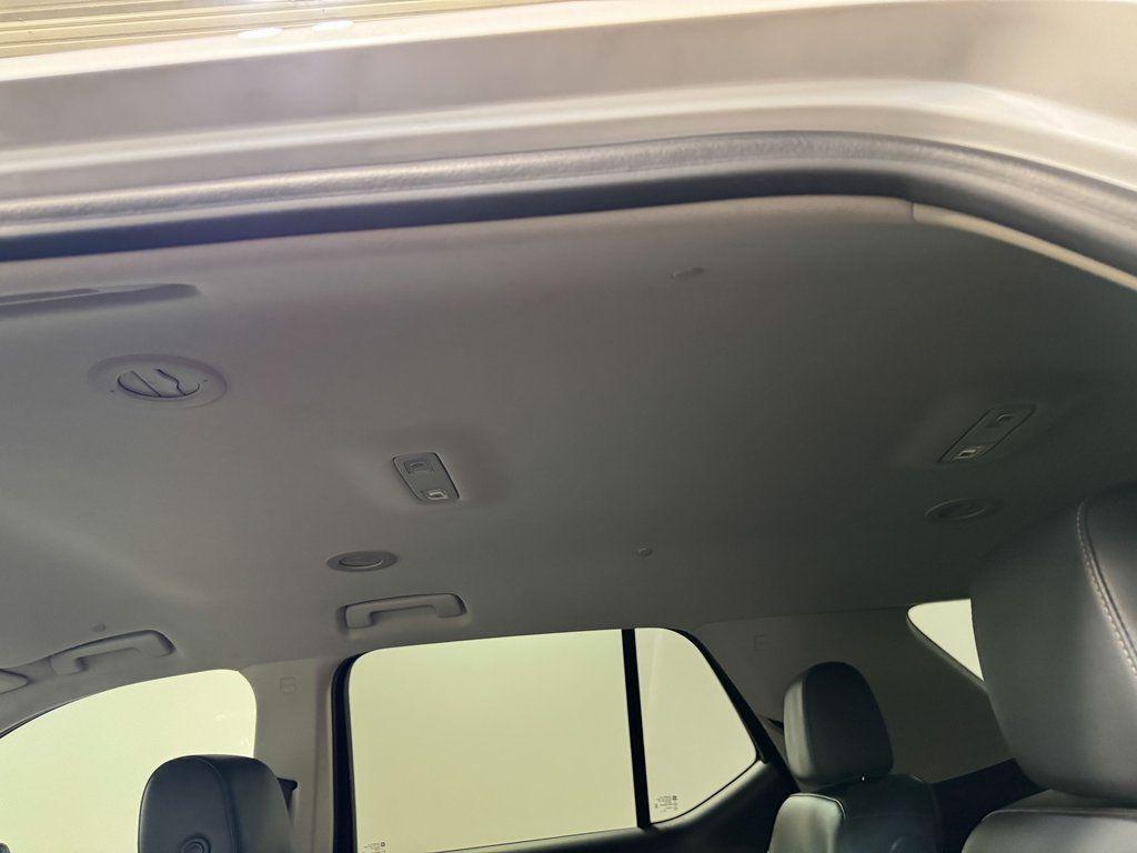 used 2021 Chevrolet Traverse car, priced at $27,500