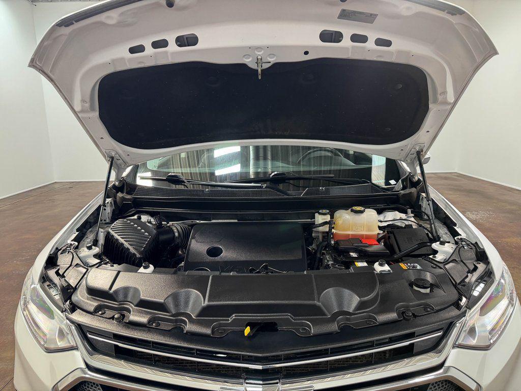 used 2021 Chevrolet Traverse car, priced at $27,500