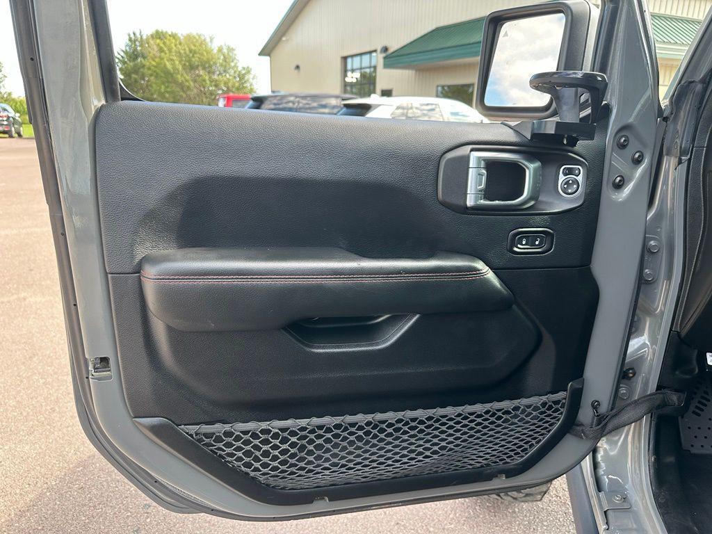 used 2019 Jeep Wrangler Unlimited car, priced at $29,197