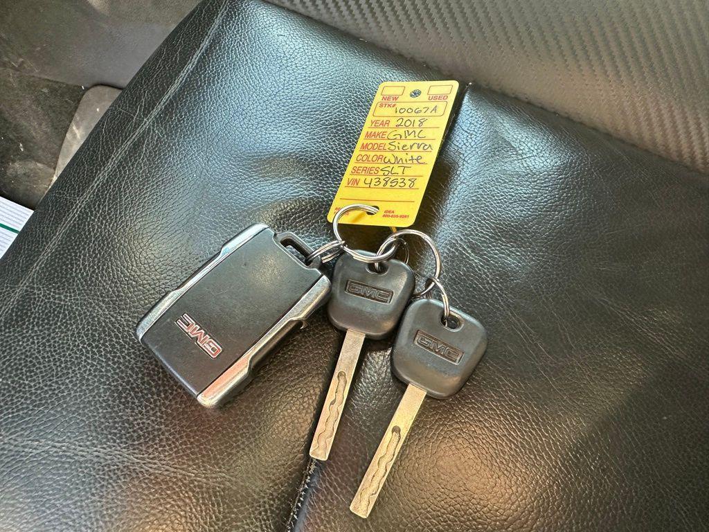 used 2018 GMC Sierra 1500 car, priced at $25,625