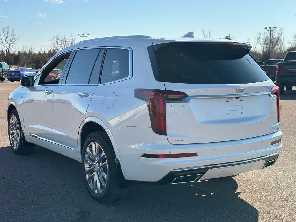 used 2023 Cadillac XT6 car, priced at $41,411