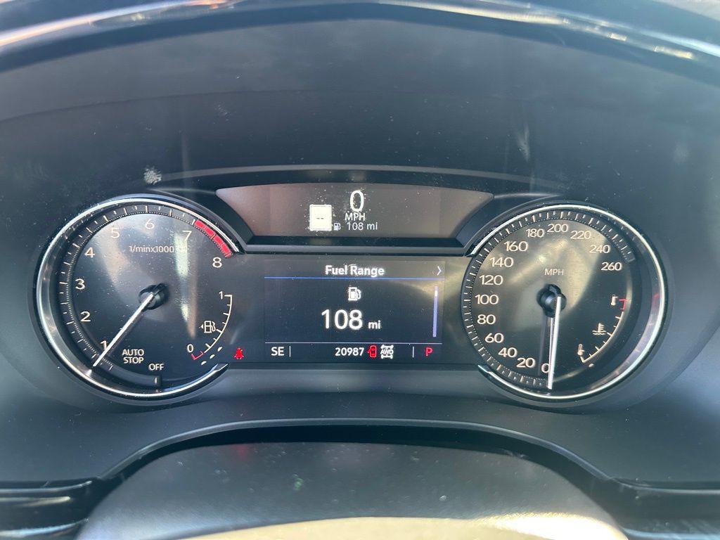 used 2023 Cadillac XT6 car, priced at $41,411