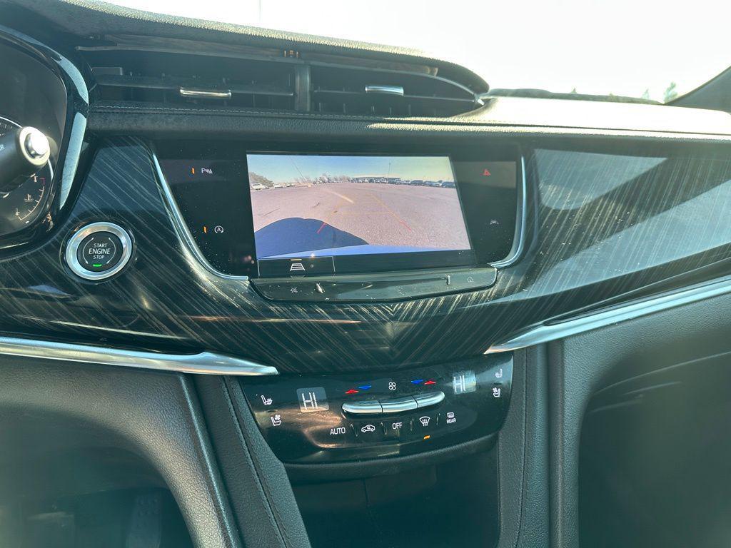 used 2023 Cadillac XT6 car, priced at $41,411