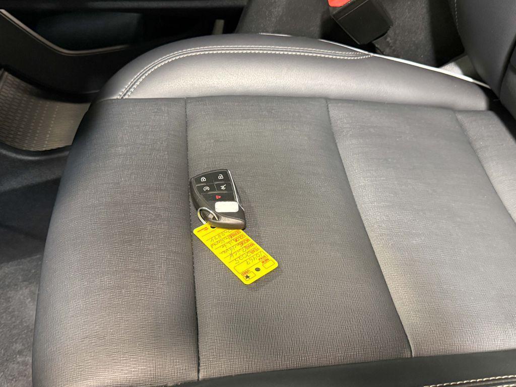 used 2025 Buick Enclave car, priced at $37,256