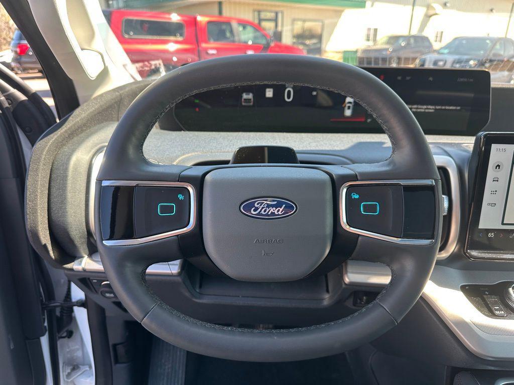 used 2025 Ford Expedition car, priced at $58,129