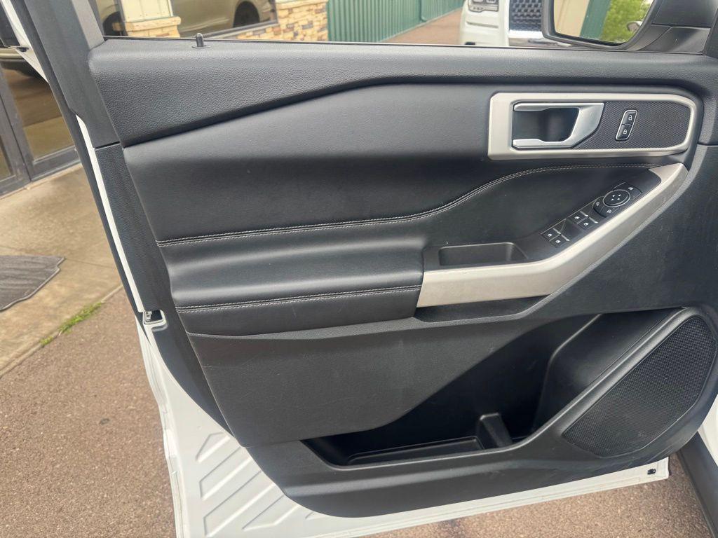 used 2023 Ford Explorer car, priced at $33,426