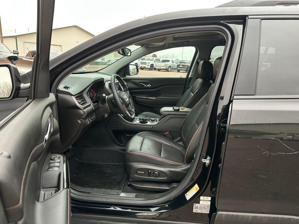 used 2023 GMC Acadia car, priced at $37,441