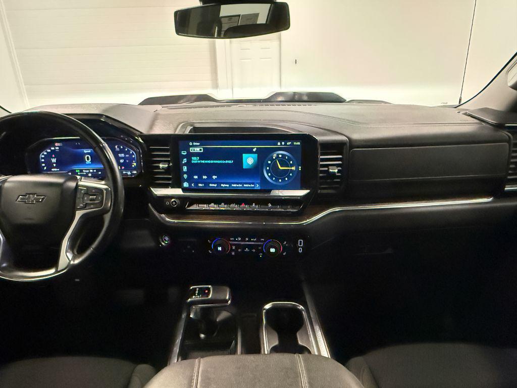 used 2024 Chevrolet Silverado 1500 car, priced at $44,803