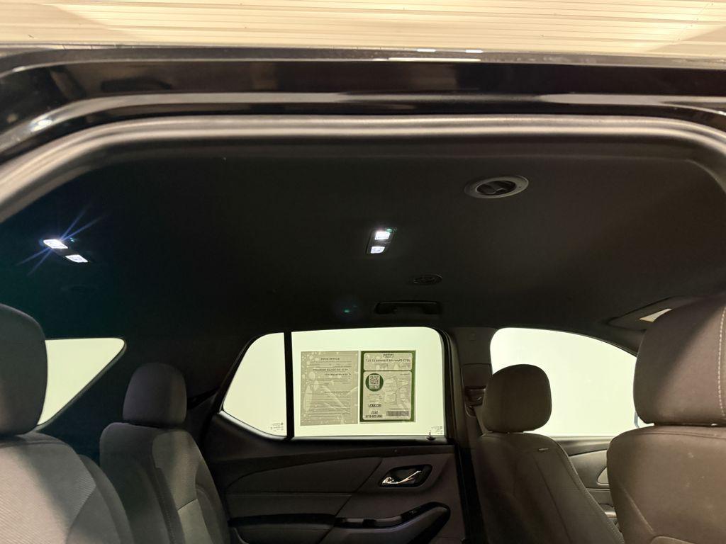 used 2023 Chevrolet Traverse car, priced at $31,847