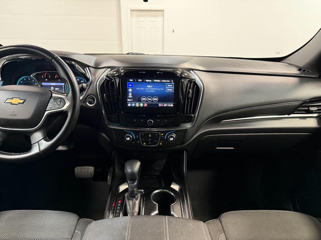 used 2023 Chevrolet Traverse car, priced at $31,847